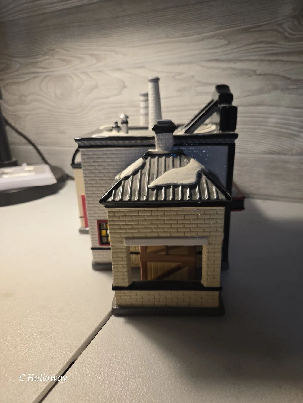 Dept 56 Snow Village Harley Davidson Building ***MISSING THE 2 MOTORCYCLES